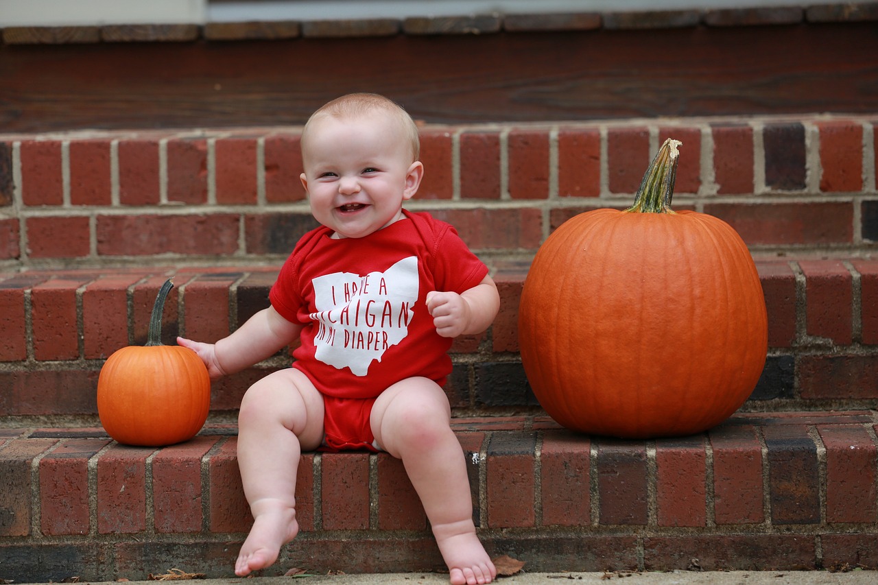 Baby Shirts und Babystrampler mit Namensdruck personalisieren