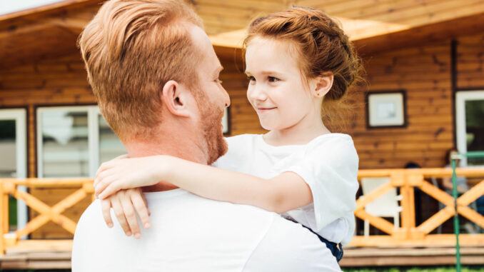Wohngesundes Leben als Familie im Holzhaus Wohngesundes Leben als Familie im Holzhaus
